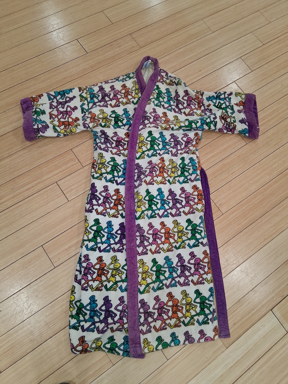 Vintage Grateful Dead Bathrobe with Purple Trim